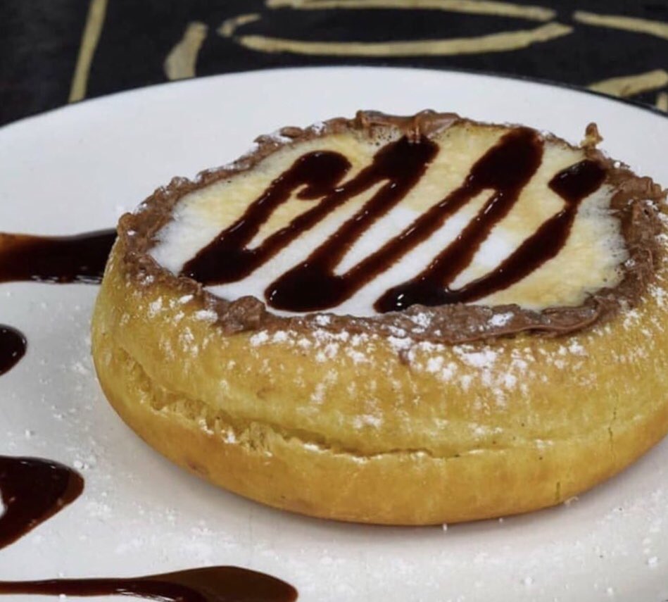 Dey'Donuts tweet media