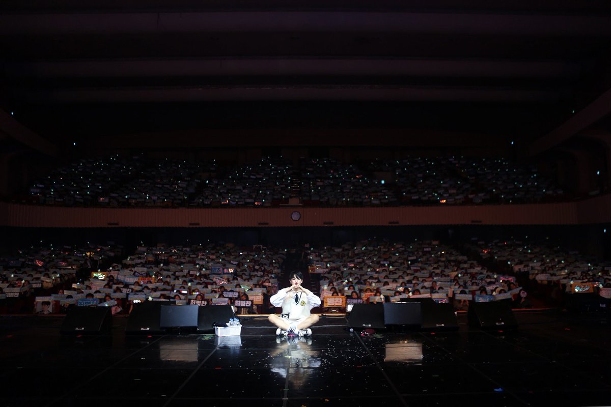 CBC_chdrhd's tweet photo. 병찬아 생일축하해 오늘 하루 기쁨만 가득하면 좋겠어 사랑해 병찬아 응원해 병찬아❤️
#병찬이를_만나_행복해_생일축하해
#Happy23rdBchanDay https://t.co/EtcDJv9YcV