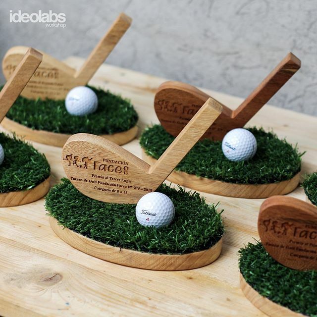 ideolabs_ec's tweet photo. 🙂Estamos contentos de conocer que cada día son más las empresas que eligen productos ecológicos♻️. Esta vez con estos reconocimientos al deporte🏌️‍♀️🏌🏼‍♂️. .
.
Trofeos tallados en madera colorado 🏆
.
.
#golf #golfer #trofeos #wood #woodworking #woodcarvi… https://t.co/zUL2jgBjLT https://t.co/8Ku9417RUx