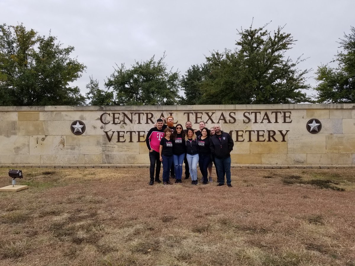 Shohreh Capo (@shohrehdirect) on Twitter photo CTX D&I with gratitude for your service on Veteran's Day. We are forever grateful for your sacrifices.#veteransday2019 #moblizeforservice
<a href="/cjgreentx/">Chris Green</a> <a href="/Dsolano1023/">David Solano</a> <a href="/SeattleBritt/">Brittany</a> <a href="/CHI_KarinaP/">Karina Pinedo Ford</a> CTX D&I with gratitude for your service on Veteran's Day. We are forever grateful for your sacrifices.#veteransday2019 #moblizeforservice
<a href="/cjgreentx/">Chris Green</a> <a href="/Dsolano1023/">David Solano</a> <a href="/SeattleBritt/">Brittany</a> <a href="/CHI_KarinaP/">Karina Pinedo Ford</a>