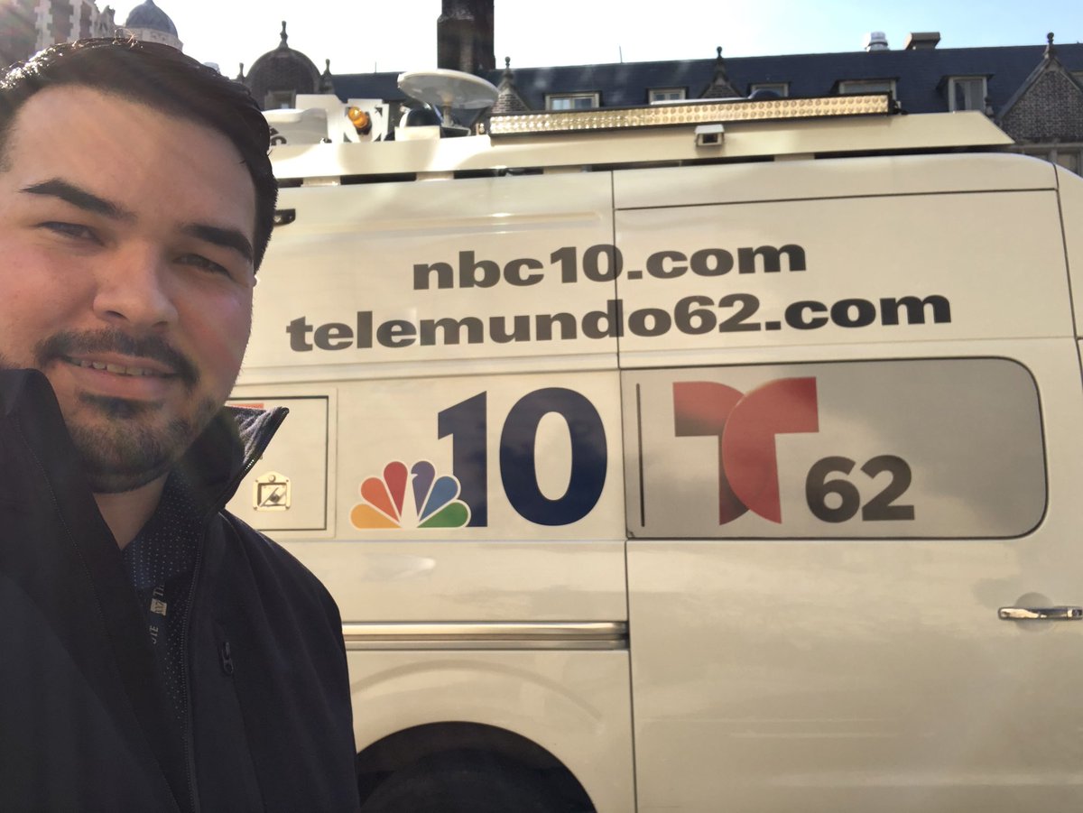 KAlicea_PhD's tweet photo. Just did something cool! I explained @TheWistar’s CEO research in Spanish for @NBCPhiladelphia @Telemundo62. Great initiative by @BHudTV to share these #science stories in 2 languages! #SciComm #InclusiveSciComm https://t.co/DeSBmoRWd7