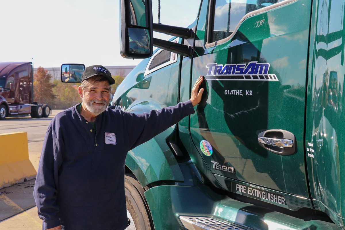 TransAmTruck's tweet photo. #NewDriverAlert!

We'd like to welcome some of our new drivers! John Westley and Ron Mundy!

We're proud to have you as a part of the team and look forward to succeeding with you!

#mondaymotivation #trucker #trucking https://t.co/RsnmwQ3tn4
