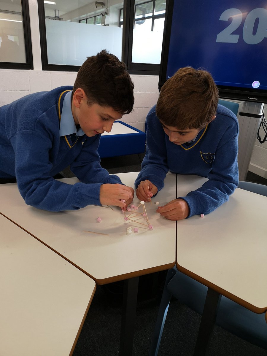 Tower building challenge as part of Science Week <a href="/KinsaleComSch/">Kinsale Community School</a> Thanks to Mr Bowen for confirming the height of the towers. Well done to today's winners Ethan &amp; Zac 👍🏻#STEM #ScienceWeek