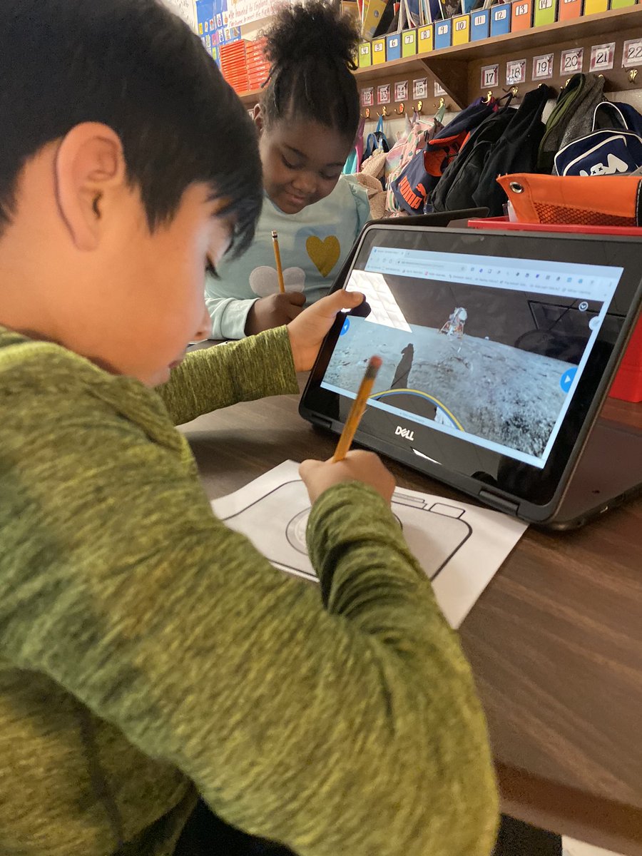 coppolasav's tweet photo. Virtual Reality! Taking field trips to the moon, Savannah to the James Oglethorpe statue, and camping under the stars! #narrativewritings #nearpod @rjburches https://t.co/D9f4FrceCF