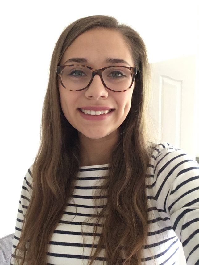 MDS_Updates's tweet photo. This is Orla from #Group46: โI really enjoy baking delicious treats and going on long dog walks. Iโm also trying to learn German (but it turns out Iโm not very good!).โ She is on her secondment at @Syngenta and is loving exploring the city and socialising with other #MDSTrainees https://t.co/Sis8mMen0e