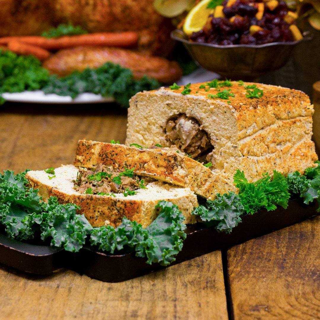 Vegan Thanksgiving Dinner! Includes a Stuffed Tofu Loaf, Cranberry Relish, Mashed Potatoes, Gravy, Green Beans Amandine and Sage Pecan Stuffing. Order now at the cafe!  #rollinoats #stpetefl  #stpetefoodie #tampafoodie #eatlocal #eatdrinkdtpete #veganstpete