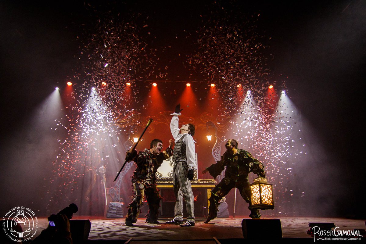 TGNAjuntament's tweet image. 🎭 ‘Déjà Vu - Creuràs que ja ho havies viscut’, del @MagEdgard (guanyador de la segona edició del programa Pura Magia de TVE), és un espectacle de gran format i estètica gòtica on domina l’elegància que arribarà al #TeatreTGN el 16 de novembre.

ℹ ow.ly/X5AR30pP6Sq
