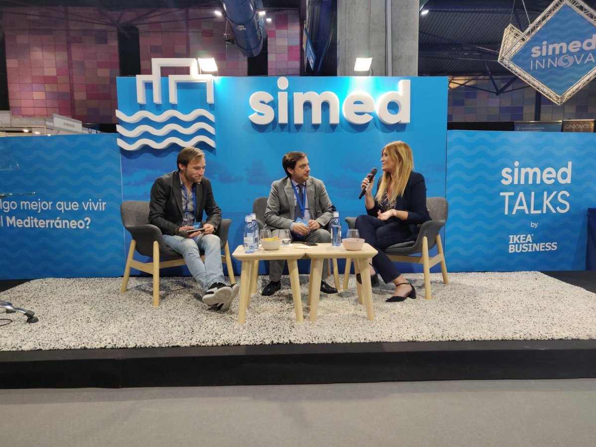 HipooDigital's tweet photo. Y de eventos va el lunes!✨ Este fin de semana también estuvimos en Simed, Salón Inmobiliario del Mediterráneo.
Hablamos y debatimos junto a @prohipotecas @finteca sobre cómo la tecnología ha llegado para quedarse al sector hipotecario! 💬🖥️
#hipoo #hipotech #fintech #tecnologia https://t.co/hkLDy5pSxD