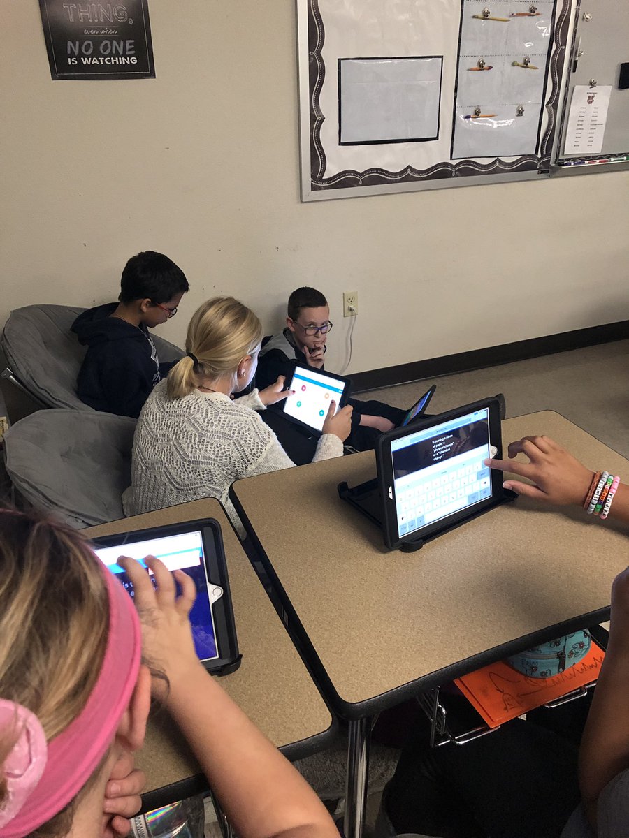 moffatt_teach's tweet image. S/O to @MsC_Vandal for gamifing her 6th grade class today with @gimkit! Great way to start the week with 💯 engagement! Wow🙌🏼 #VanEdTech @SDavidson_3C @RyanBender2 @DonDunnd @JJVandal
