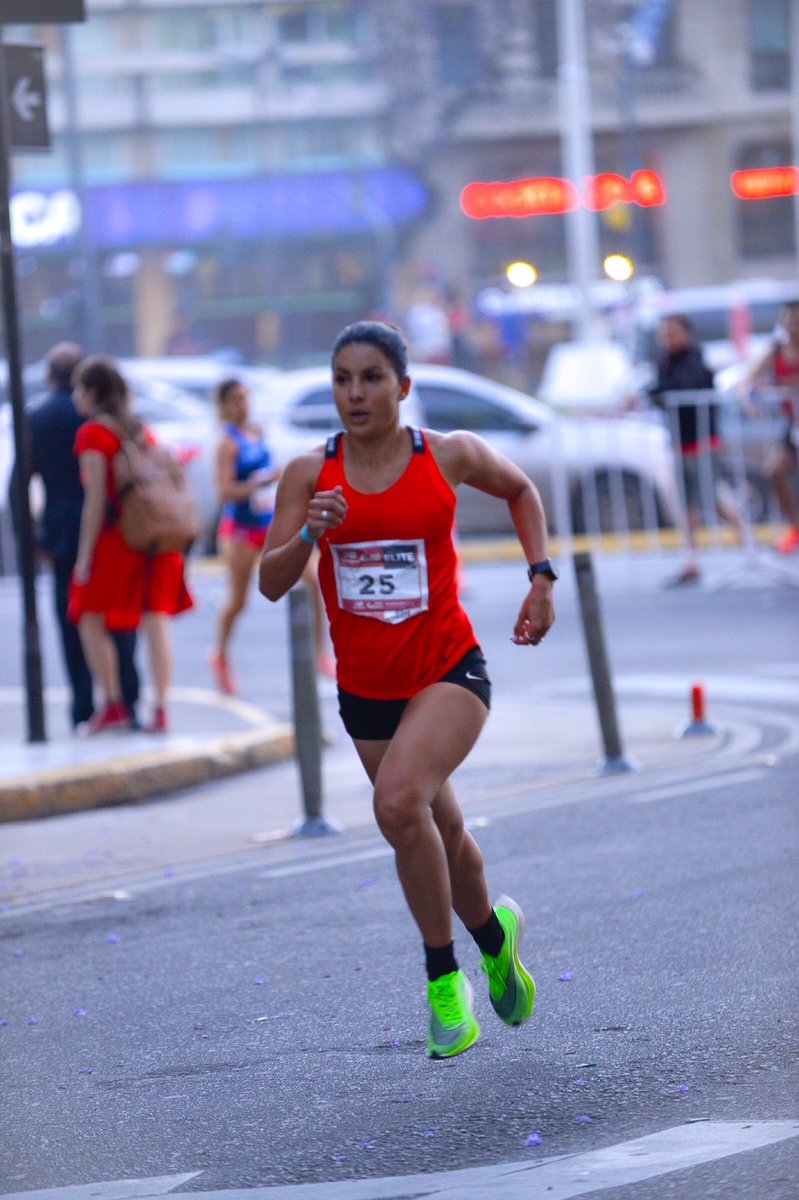 Circuito Sudamericano Buenos Aires
Milla urbana 
Iberoamericano 

Corrí una milla (1609m)! 4to lugar representado a Paraguay 🇵🇾 

Feliz por salir afuera con un fuerte nivel de competidoras y llevarme una experiencia más!