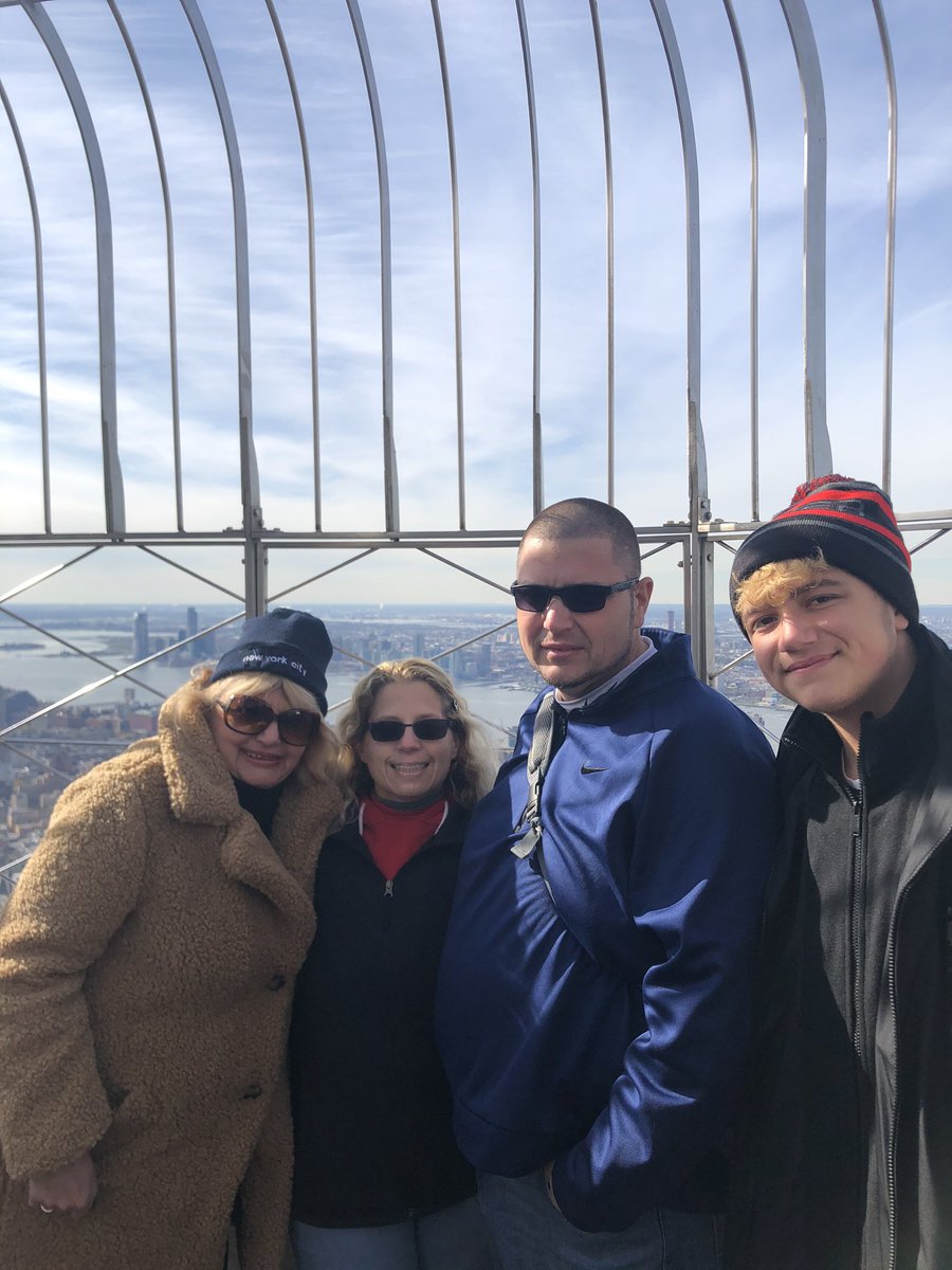 lisafrazier79's tweet photo. Great time in NYC on Saturday with some wonderful ppl https://t.co/MfqUKrlkXC