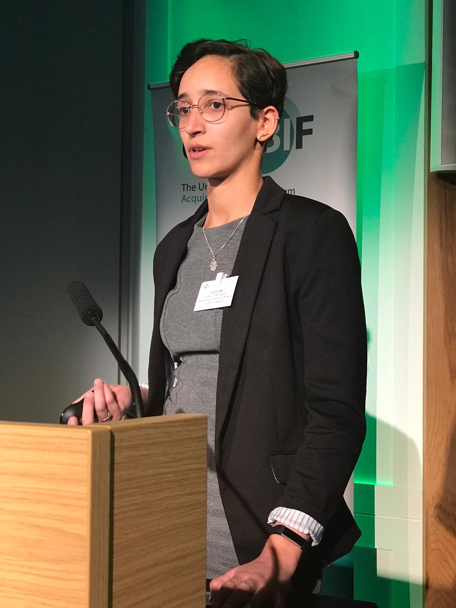UKABIF's tweet photo. @DianePlayford & @ines_kander discuss the evidence base around community pathways. The need to consider accessibility of materials, symptom trackers, goal setting tools, information platforms & social networks #referralpathways #postcodelottery #ABInavigators @HeadwayUK #UKABIF19 https://t.co/MAxsmDGVqz