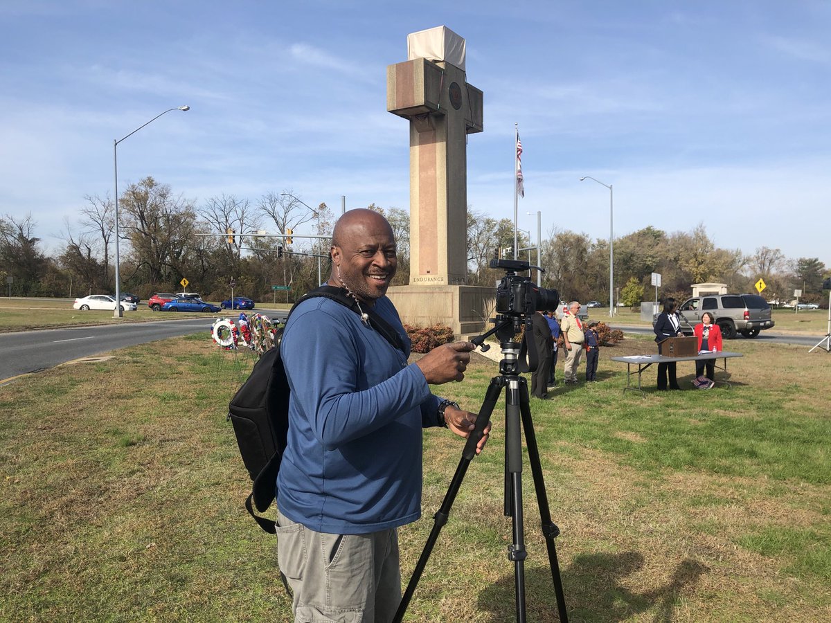 Brad7News's tweet photo. Honoring our own @ABC7News @usairforce veteran photojournalist Dale Wright this #VeteransDay. Shooting a ceremony at #PeaceCross today. Thanks for your service Dale! https://t.co/P1rH3CGPlJ