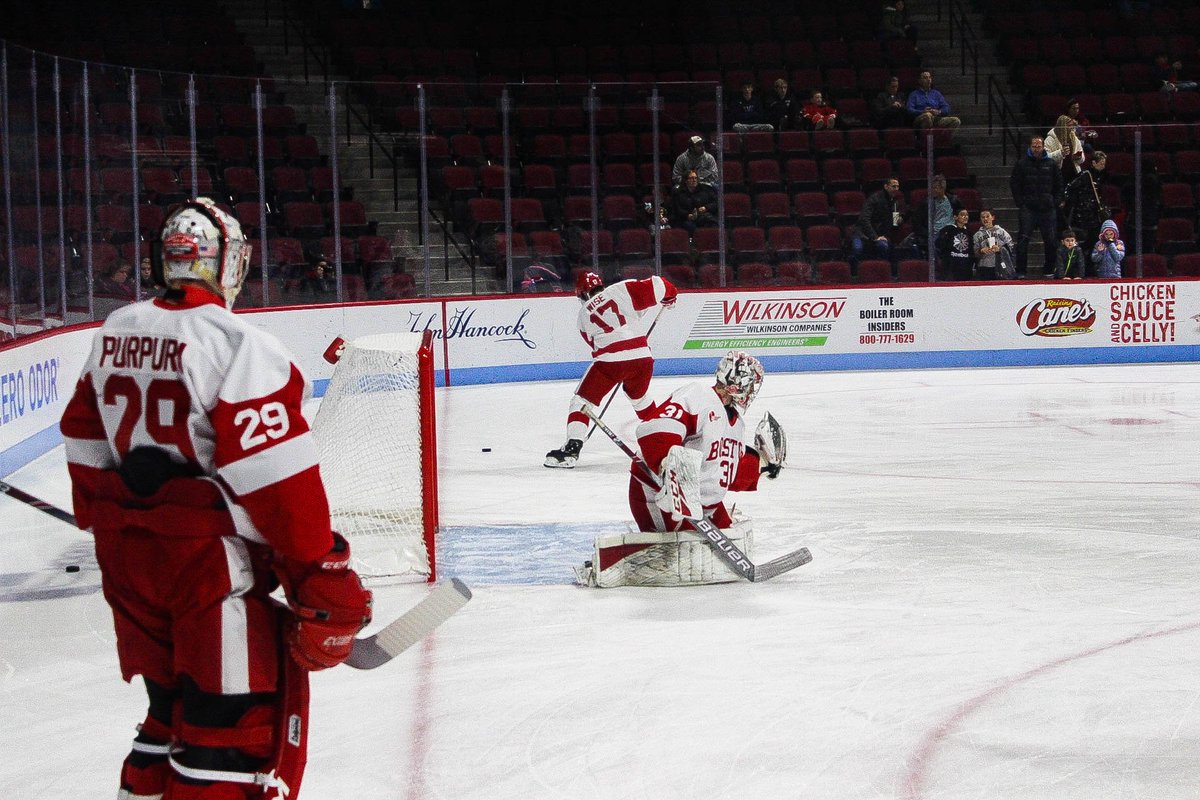 Boston Hockey Blog (@BOShockeyblog) on Twitter photo 2019-11-11 16:16:59 There was plenty to analyze after Saturdays 6-5 loss to Providence, leaving BU with just one point on the weekend. @PatDonn12 took a stab at identifying his three main takeaways, which you can read and react to HERE: hockey.dailyfreepress.com/2019/11/11/thr… There was plenty to analyze after Saturdays 6-5 loss to Providence, leaving BU with just one point on the weekend. @PatDonn12 took a stab at identifying his three main takeaways, which you can read and react to HERE: hockey.dailyfreepress.com/2019/11/11/thr…