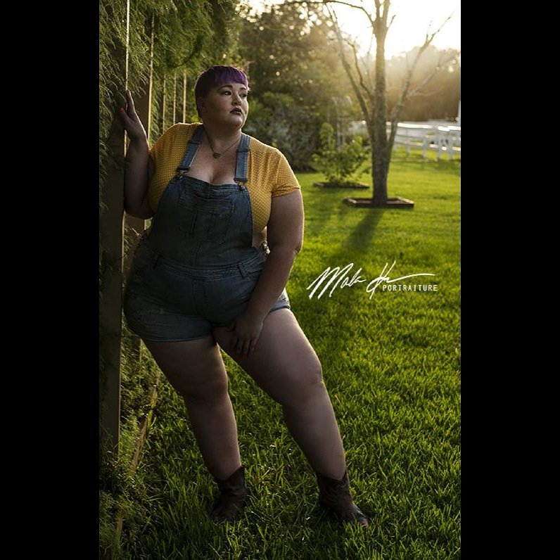 Mae_Dae_Houston's tweet photo. Photographer: @mhayesstudio
Model: @mz_ellie_mae @kadie.mae
Wardrobe: @forever21plus @torrid
#plussize #plussizefashion #bbwmodel #plussizemodel #bbw #effyourbeautystandards #honormycurves #bopo #BODYPOSI #curvy #fullsizemodel #fullfigured #300lbs #beauty #photography https://t.co/aVeOTE6GPm