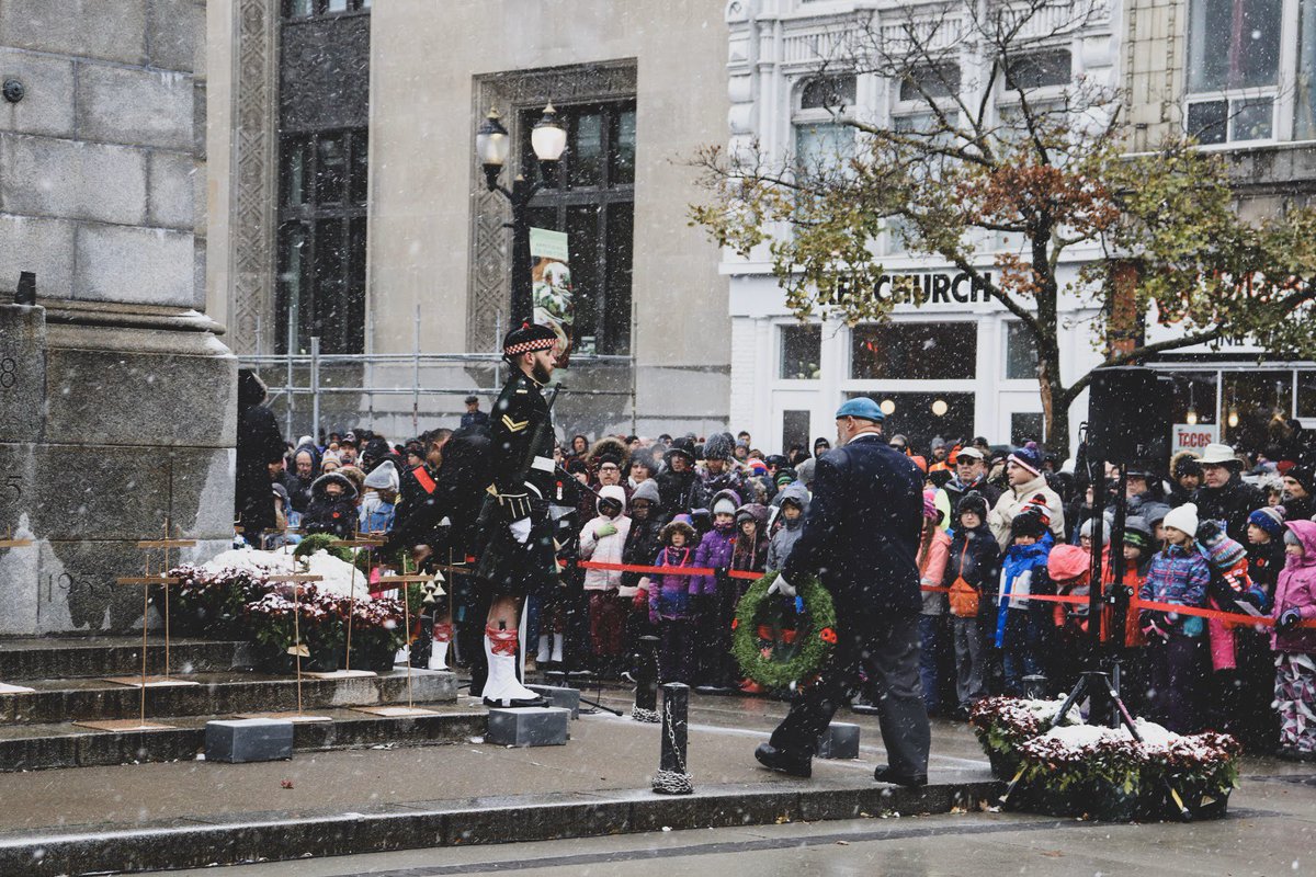 cityofhamilton's tweet photo. Hamilton remembers.

#CanadaRemembers #LestWeForget https://t.co/KvtOuw0zaT