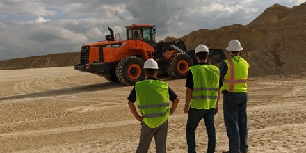 loadritescales's tweet photo. A great day with Doosan customers at the recent Doosan Demo Day in Florence, TX. #DoMore with @DiscoverDoosan Equipment and @TrimbleCEC @loadritescales https://t.co/WDwxpIPV5S