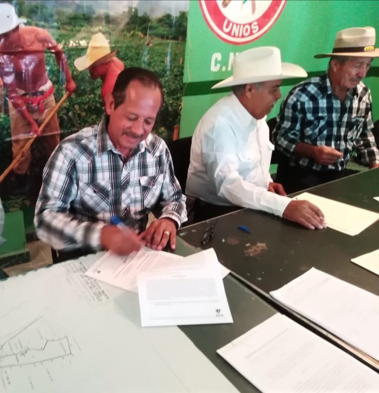 FIFONAFE_MX's tweet photo. #Fifonafe consiguió revertir 2.76 hectáreas beneficiando al Ejido San José Del Castillo, El Salto, Jalisco. #DefensaDelTerritorio, #AgrarismoIncluyente https://t.co/8ISAWVW686