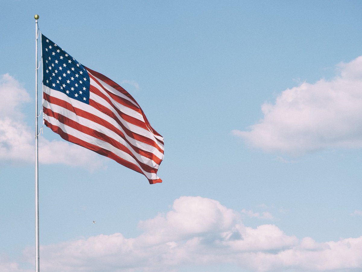 CookeCapital's tweet photo. Thank you to our Nation's transitioning military, veterans, and their families for your service. Happy Veterans Day! 

#veteransday #thankyouforyourservice #supportveterans https://t.co/j5H8OTJeaR