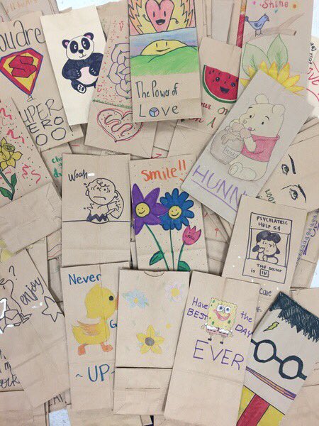 With the help of Travis students, Speech and Debate donates hundreds of bags to Lunches of Love! ❤️ <a href="/THS_Tigers/">Travis High School</a> <a href="/lunchesoflove/">Lunches of Love</a>