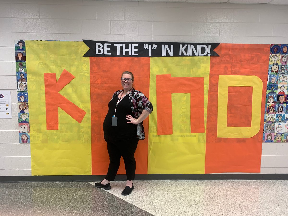 SRESCounseling's tweet photo. Mrs. Anderson and her baby girl are putting the "WE" in KIND!😄 https://t.co/oBBazpKz4C