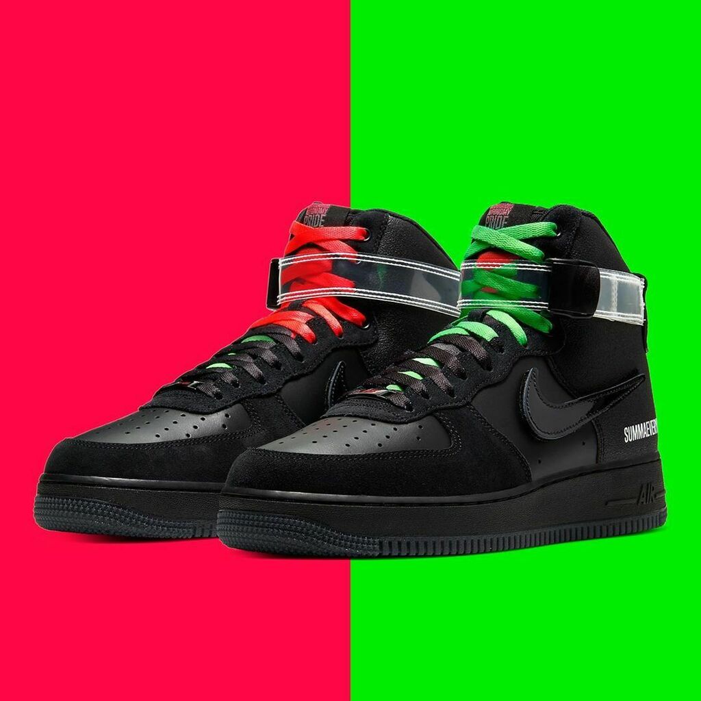 ViralchallengeE's tweet photo. summaeverythang and Nike Sportswear create an Air Force 1 High with translucent ankle straps, removable Swoosh logos, a... https://t.co/vJ6J8ftJcN