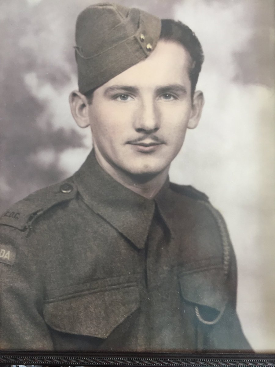 My Dad, Joe Zokol lived the Canadian dream, immigrated to Canada in1929, volunteered in ⁦@CanadianForces⁩,1942, landed on Juno Beach, D-day+6. Canada put him thru Dental School after WW2, he gave us a great life, introduced me to the game of golf. My hero. #remeberanceDay