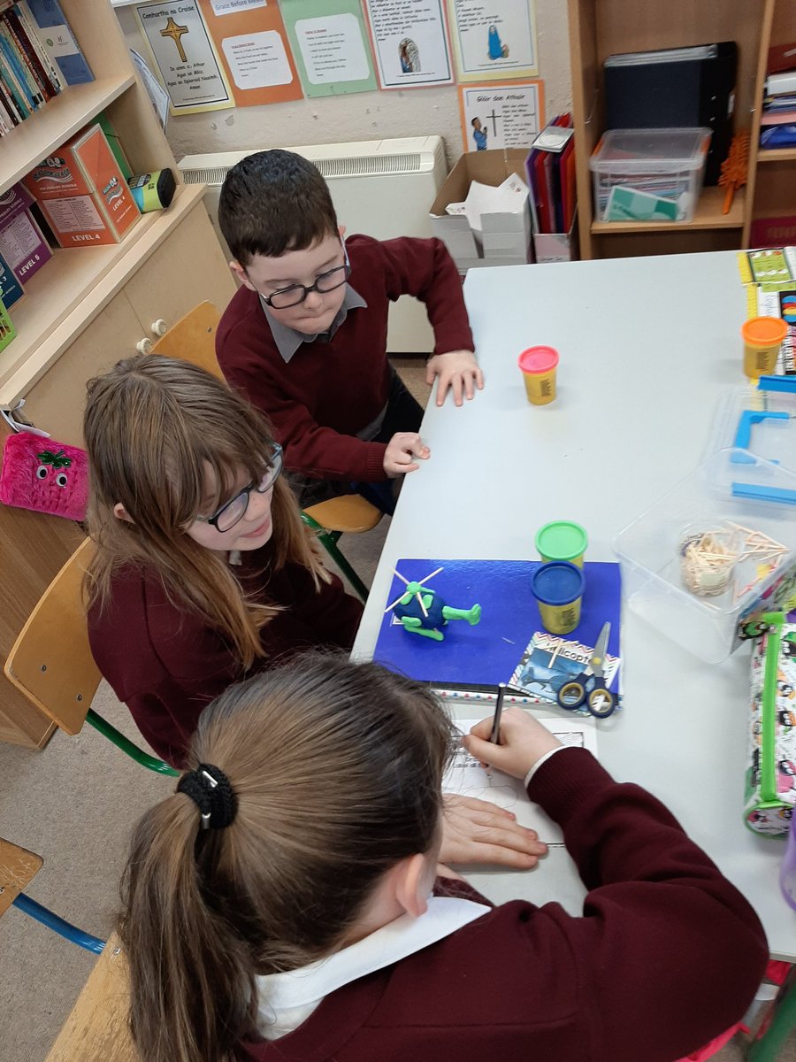 BarnacogueNS's tweet photo. #Scienceweek2019 off to a great start, designing and making environmentally friendly vehicles with our #stemboxes @ScienceWeek @PDSTPrimarySTEM https://t.co/aWo1wPpAoX