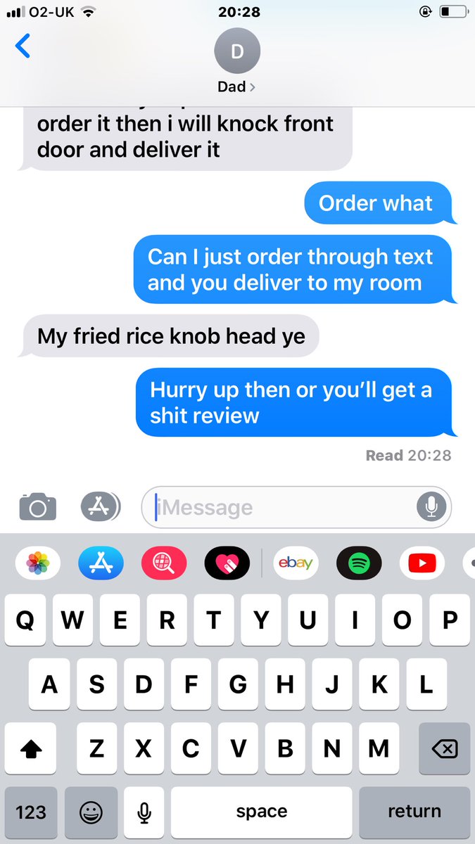 phoeber37's tweet photo. Hahahahahah when my dad makes fried rice and delivers it to my room😂😂 #whipped #bestdadever  #legend https://t.co/jtWjFmRa8z