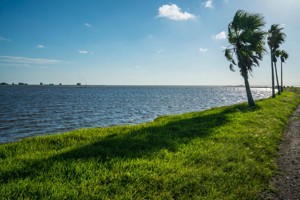 TX_Ranches4Sale's tweet photo. +/- 76 Acres Copano Bay provides a perfect outdoorsman’s  paradise! Your own truly isolated property but never too far from Rockport amenities!

#buylandlivewell #coastalliving #islandtime #outdoorliving #landsofamerica #betterouthere https://t.co/jVdkr7va4X