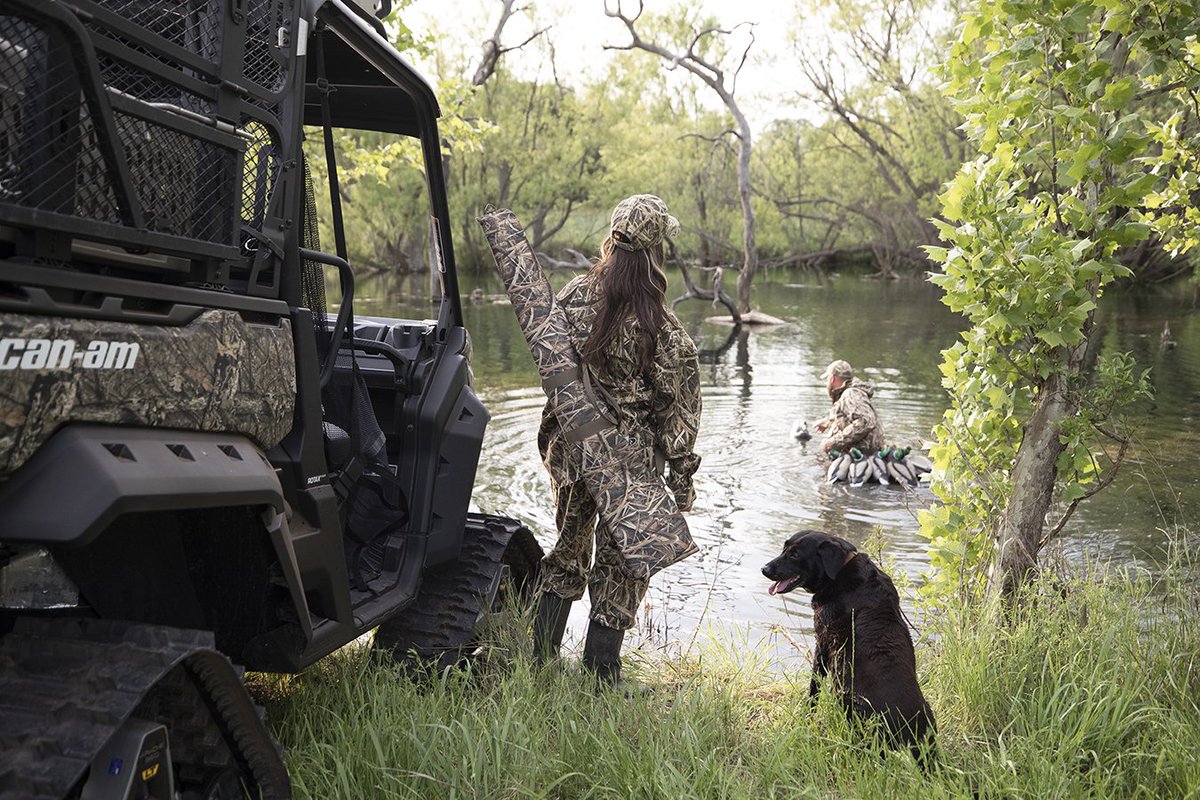 only1mountain's tweet photo. Dog will hunt! @CanAm https://t.co/1ck8mqCTmq #CanAmDefender https://t.co/Fy1CtWKUbC