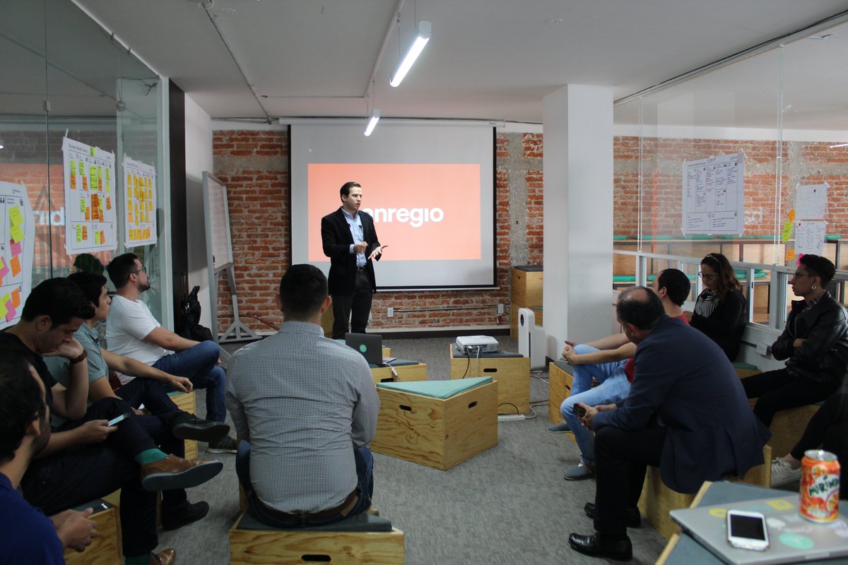 sbcFinTech's tweet image. We are very excited about today&apos;s partner session! 🗓️@banregio, one of the main Mexican banks 🇲🇽gave us a glimpse of their innovation strategy 🧪and of the way they have collaborated so far with #sbcFintechMx 💯