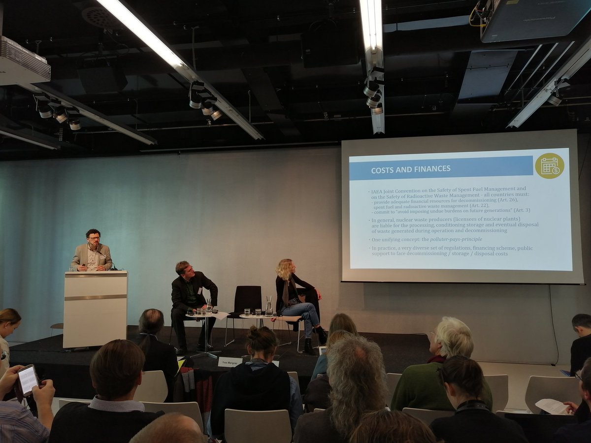 YvesMarignac's tweet photo. Le premier World Nuclear Waste Report, dont WISE-Paris a rédigé le chapitre sur la France et dont j'ai présenté les conclusions sur les coûts et le financement à Berlin aujourd’hui, est donc enfin paru :
https://t.co/SjS6fWXYx7
Quelques éclairages sur la France #WNWR https://t.co/iljoyBJ8pe