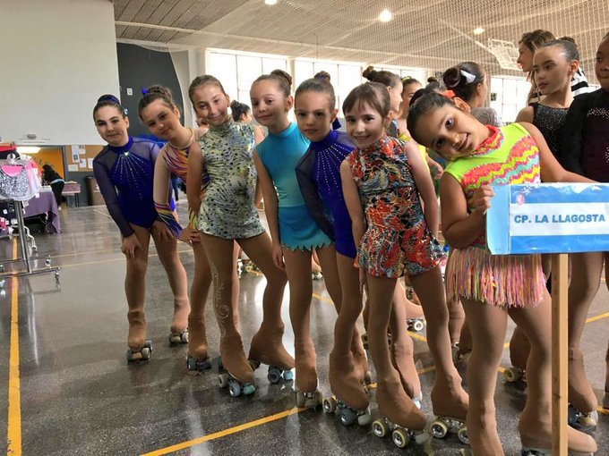 Laia Carrera, del <a href="/ClubPatLlagosta/">Club Patí laLlagosta</a>, tercera al Trofeu Charlie Rivel de patinatge artístic a Cubelles. bit.ly/2KbKwHc #laLlagosta