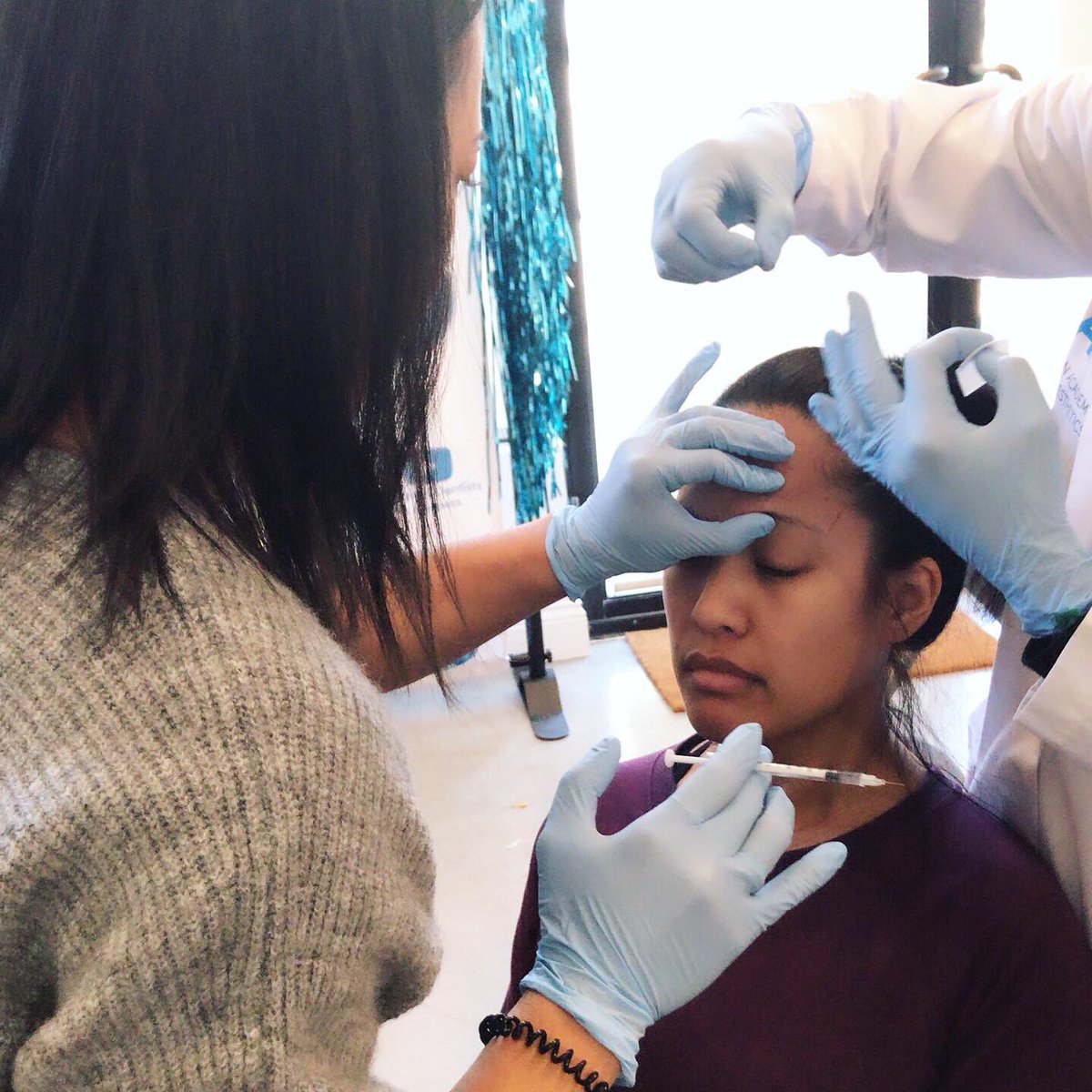 mommydibs's tweet image. We had so much fun with @facialesthetics last week at our Botox course! Our mommy dentists learned more about Botox, dermal fillers, and TMJ - and got a ton of great hands on practice! #mdibxbotox #alwayslearning #mdib