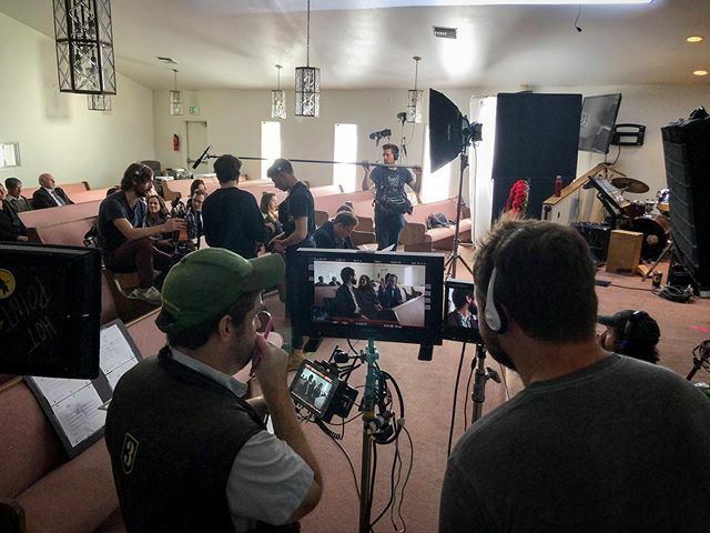 CutawayCreative's tweet photo. Day 7 and in mourning #dearlydeparted #noho #cutawaycreative https://t.co/rPPqLoje4e