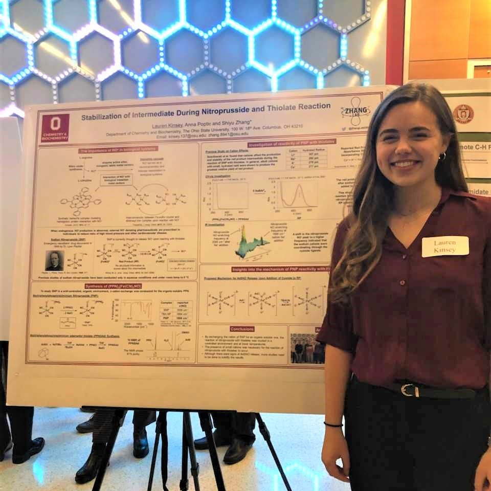 ZhangLabOSU's tweet photo. One of our undergraduates, Lauren Kinsey, showing off her work with @a_poptic on Fe nitrosyls at the 2019 Devon Meek Undergraduate Research Symposium!
@OSU_CBC #SquadUp #Represent #ChemOSU #ChemFam https://t.co/FJ8k2KYqKI