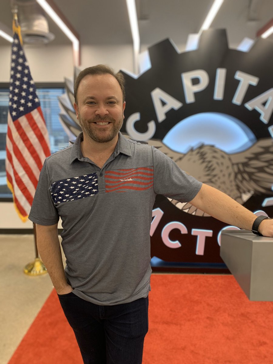 Thank you to our Director of Veteran Affairs, <a href="/unleashcraig/">Craig Cummings</a> for his 17+ years of service in the US Army, when asked what he missed most, he said “the people but luckily with the @armyfutures being at <a href="/CapitalFactory/">Capital Factory ⚙️</a> he was reunited with all those people.”