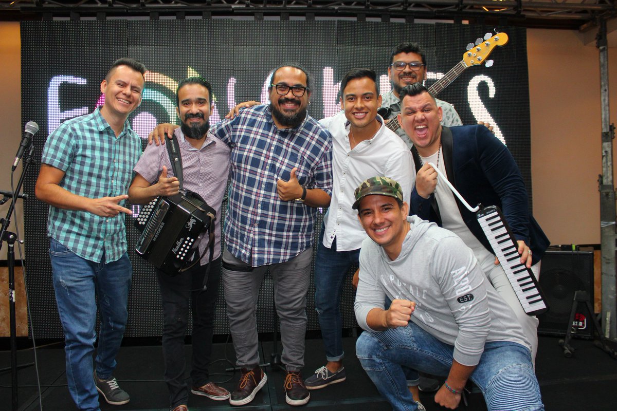 AriesEgc's tweet photo. En apoyo a los artistas salvadoreños  en septiembre lanzamos nuestro proyecto FONARIES. @Friguey y @LaCalleSv fueron los primeros en aplicar al fondo con su canción "Chiquita". https://t.co/UJDVycub7B