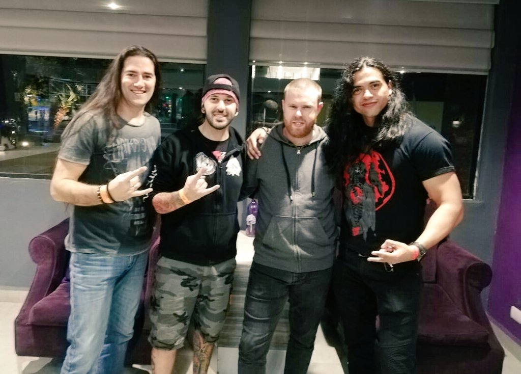 Con <a href="/DragonflyBand/">Dragonfly</a>, excelentes músicos y sobre todo excelentes personas.