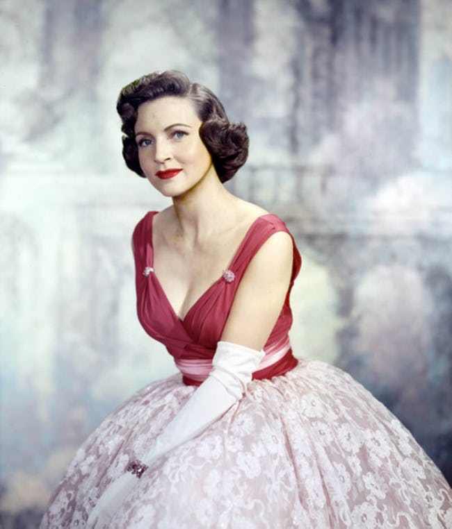 PhillyEaglesGrl's tweet photo. #BettyWhiteProbably will go down as one of the funniest women ever. #queengoals #onefunnylady #heartofgold https://t.co/InIxqXg5hp