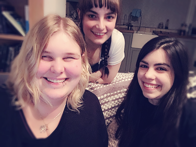 We’re having a girls night at Edenveil HQ planning our next release 🖤🤟🏻

Good things are coming!! ❤️