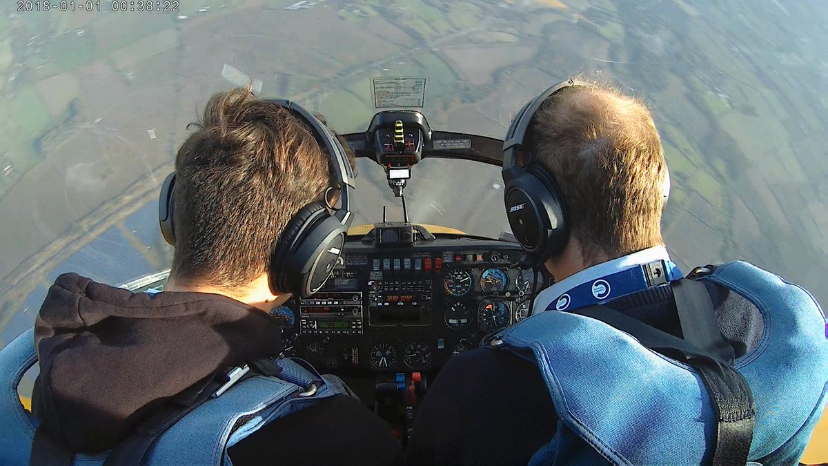 NickLaw94890267's tweet image. Flying #Aerospace #Engineering #flightdynamics students in the @CranfieldUni #cranfieldnflc Slingsby Firefly today. The @Airbus #EFanX was in the #GlobalResearchAiport too