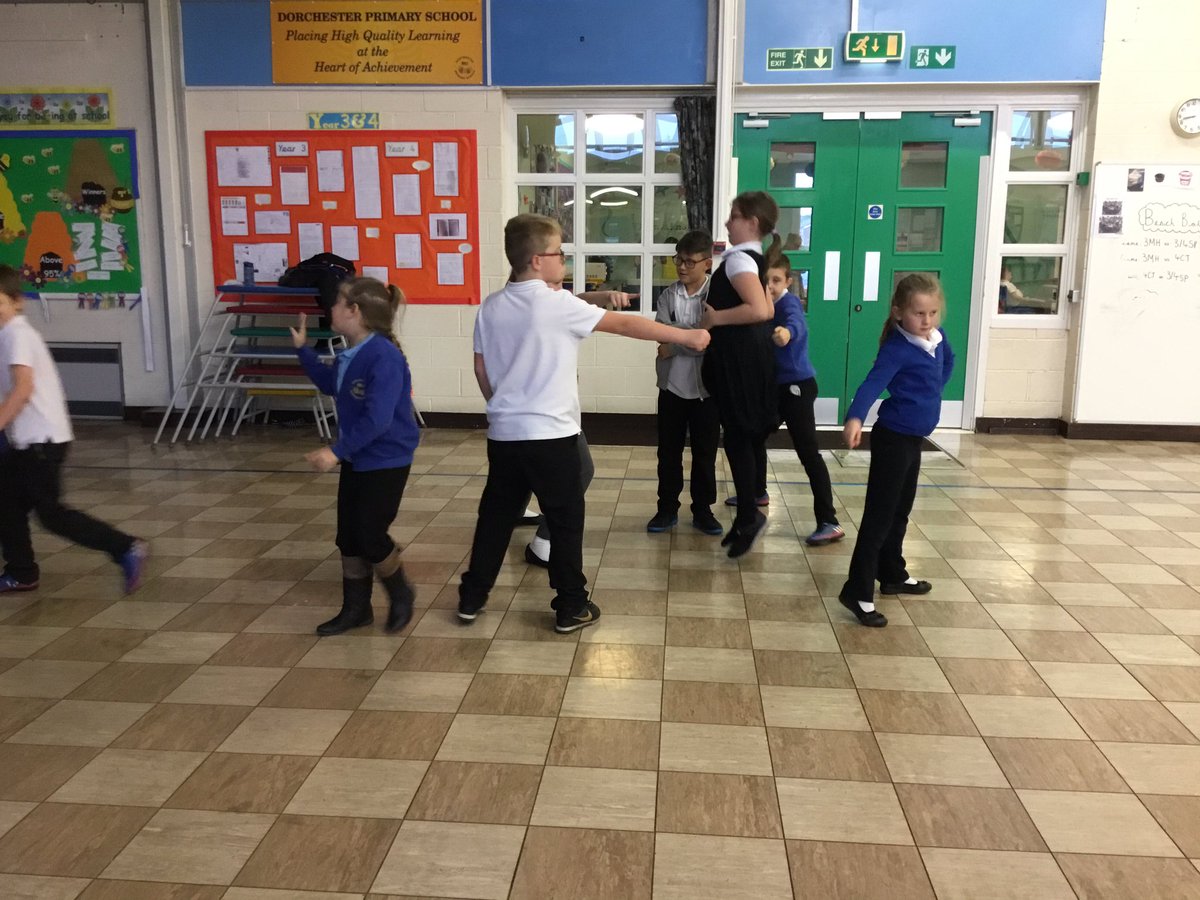 DorchesterHull's tweet photo. 5/6MP had great fun working with @WestEndinSchool in their Diwali workshop last week. They used dance to show the different parts of the story #CoolCollaboration https://t.co/MVVDyYdcXZ
