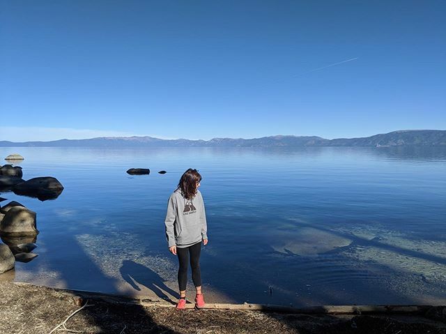 missdefectos's tweet photo. Tengo tantas fotos que no sé cuál elegir.
#cali #calilifestyle #california #nofilter #laketahoe #lake #tahoe #southlaketahoe #alpinelake #mountainlake #simplelive #clearwater #lagotahoe #cosis #ay #hike #esmeraldbay https://t.co/1Be6pQIKTh