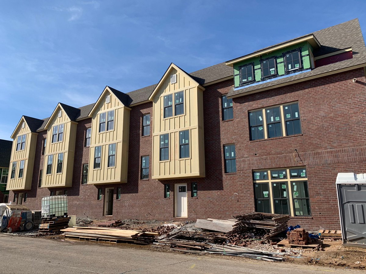 Red5Const's tweet image. The brick is looking good on the Dunn &amp;amp; Davis project in Bentonville for @NewellDev 

#red5construction #bentonville #newelldevelopment #dunnanddavis