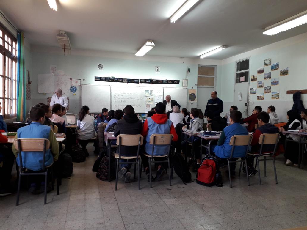 layeb_fares's tweet photo. The #SSR team conducted classroom observations in midle schools, the purpose is to understand the impact of trained ELT inspectors on English teachers in Algerian schools and to discuss the challanges ELT teachers face in classroom
#BritishCouncil #SchoolReformProjectAlgeria https://t.co/uzX9tqaR1H
