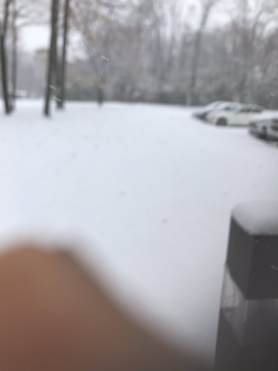 Hanging with my Midwest HDMS team @HDI_Detroit n <a href="/HDMikeKindig/">Mike Kindig</a>. Tammy start off right with a Homer Award. #THD #aboveandbeyond #thehomedepot #HDMS @THDBic <a href="/THDKayRichards1/">@THDKayRichardson</a> <a href="/THDKelliQuinn/">Kelli Quinn</a> <a href="/PicininiDwayne/">Dwayne Picinini</a>