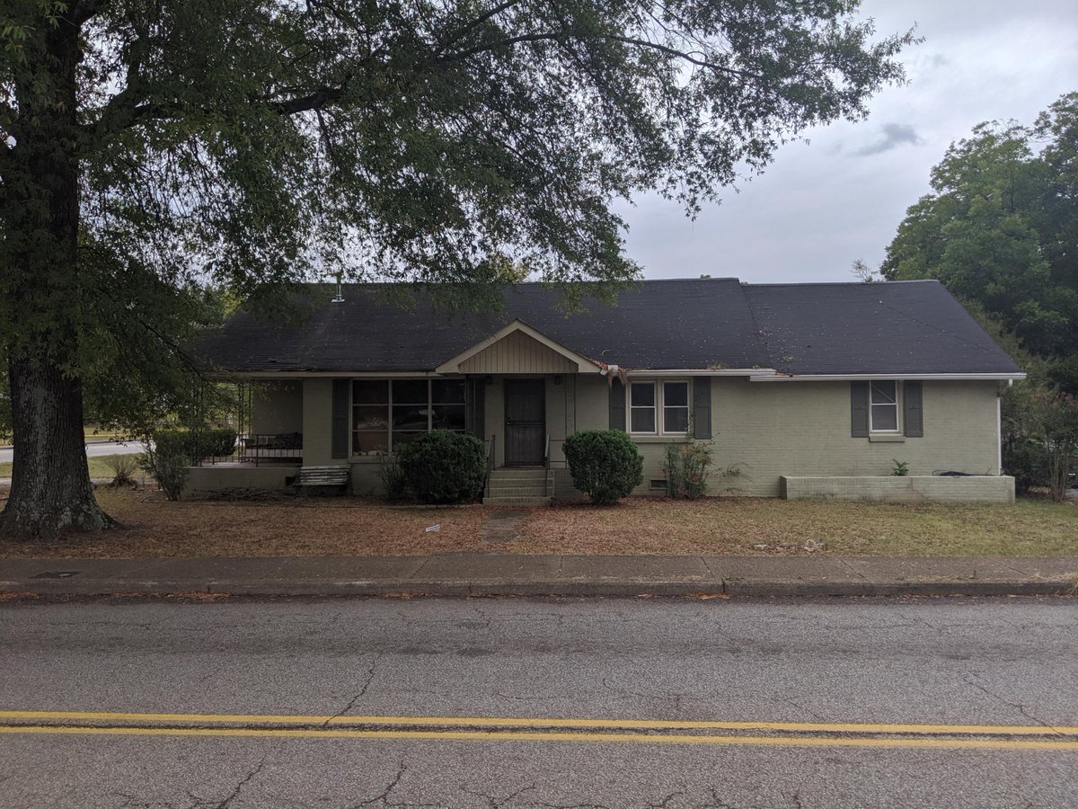 CoreyBallew's tweet photo. See a virtual tour of my listing on 2019 Tombras Ave #Chattanooga #TN  #realestate https://t.co/O9cO2ls32P https://t.co/cdqTKdy6p4