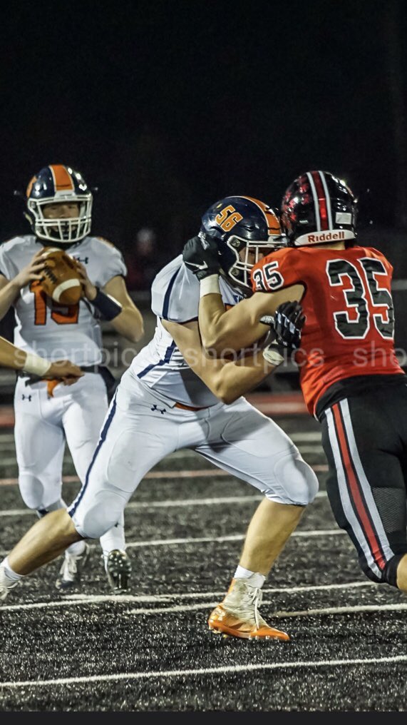 aidan_tweedy's tweet photo. Thank you to the seniors and coaching staff for making my junior year of football absolutely incredible. Special thanks to @64sutrain @OttoHess1 @Carter_0616 and @TroyWarner66 for everything you guys have done for me. Can’t wait for next year. https://t.co/ASNhAfP5Tx